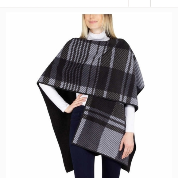 Ike Behar Ladies' Reversible Wrap shawl High Pile Fleece - Picture 2 of 8